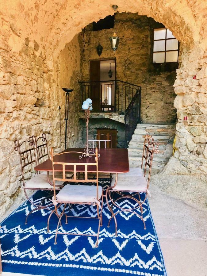 Villa La Voute Lama Exterior foto